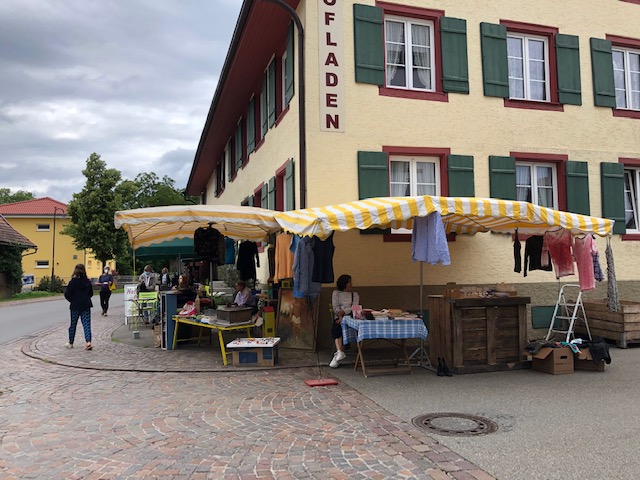 Hautürflohmarkt Hautürflohmarkt