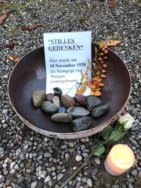 Schale als Symbol für Gedenken Schale als Symbol für Gedenken